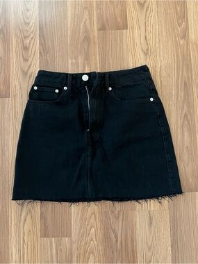 Zara Black Denim Mini Skirt with Raw Hem XS
